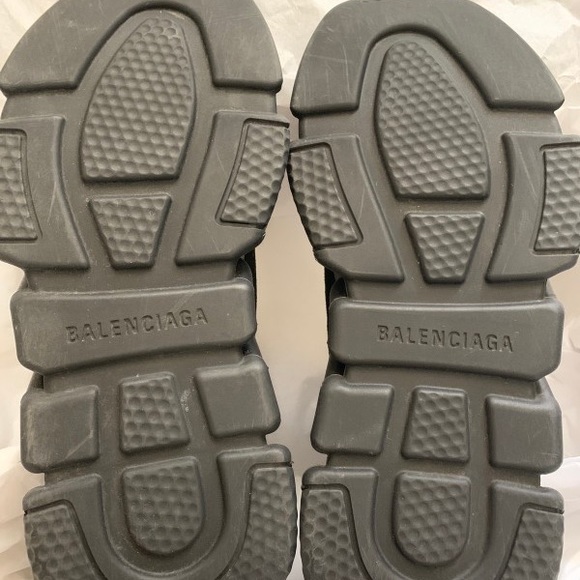 Black Balenciaga Speed Trainers - Picture 4 of 7